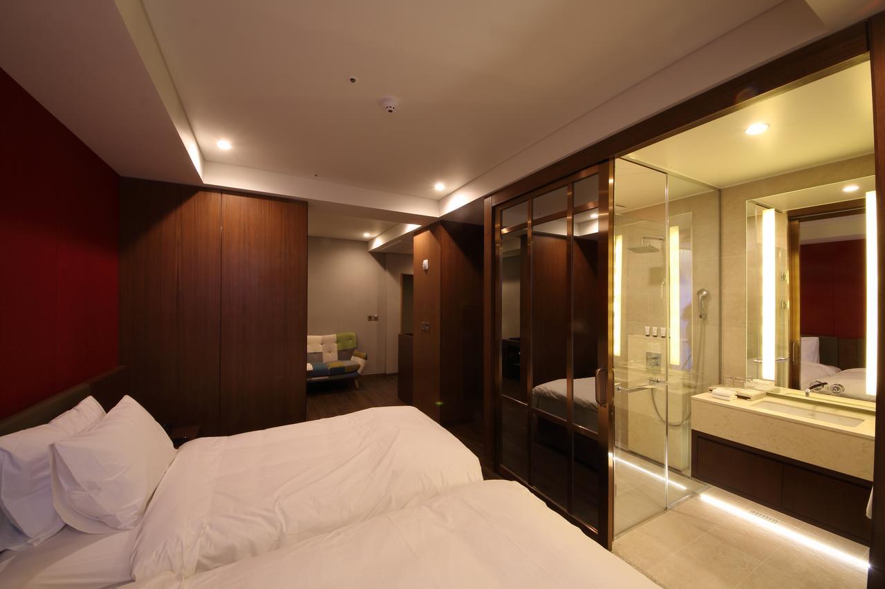 Benikea The H Hotel Hwaseong Chambre photo