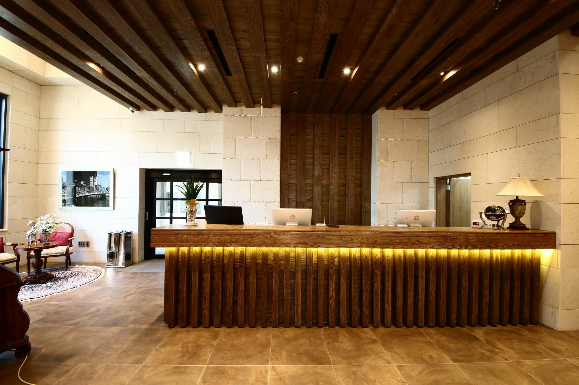 Benikea The H Hotel Hwaseong Extérieur photo